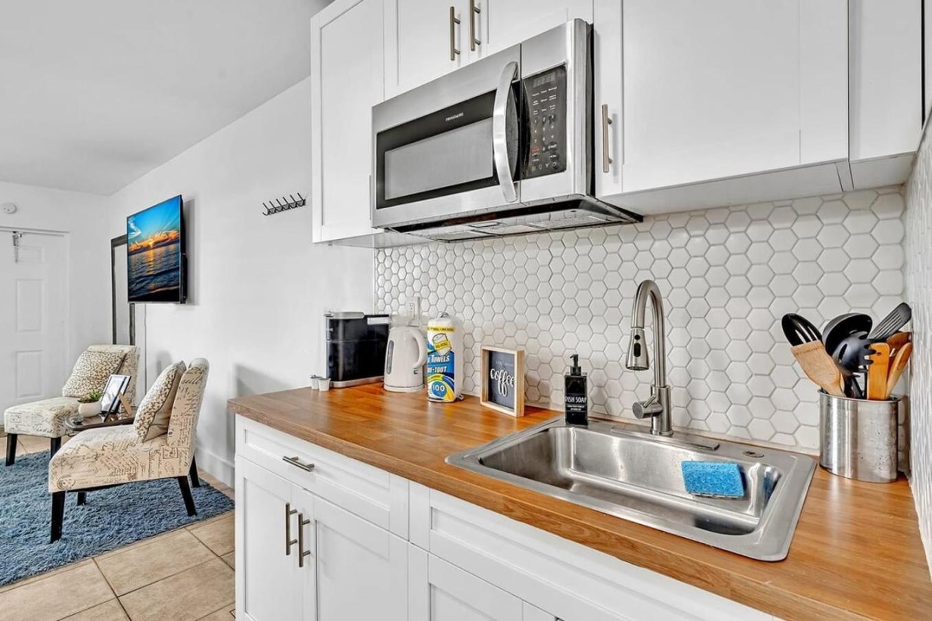 Large Studio Suite Close To Beach And Casino Db3 Дейния Бийч Екстериор снимка